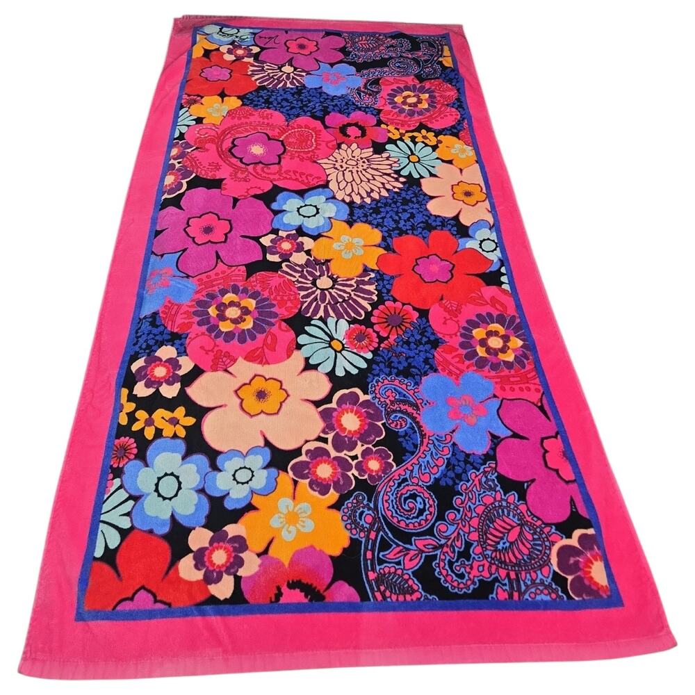 Vera Bradley NWOT Pink Floral Fiesta Pink Black Paisley 100% Cotton Plush Towel